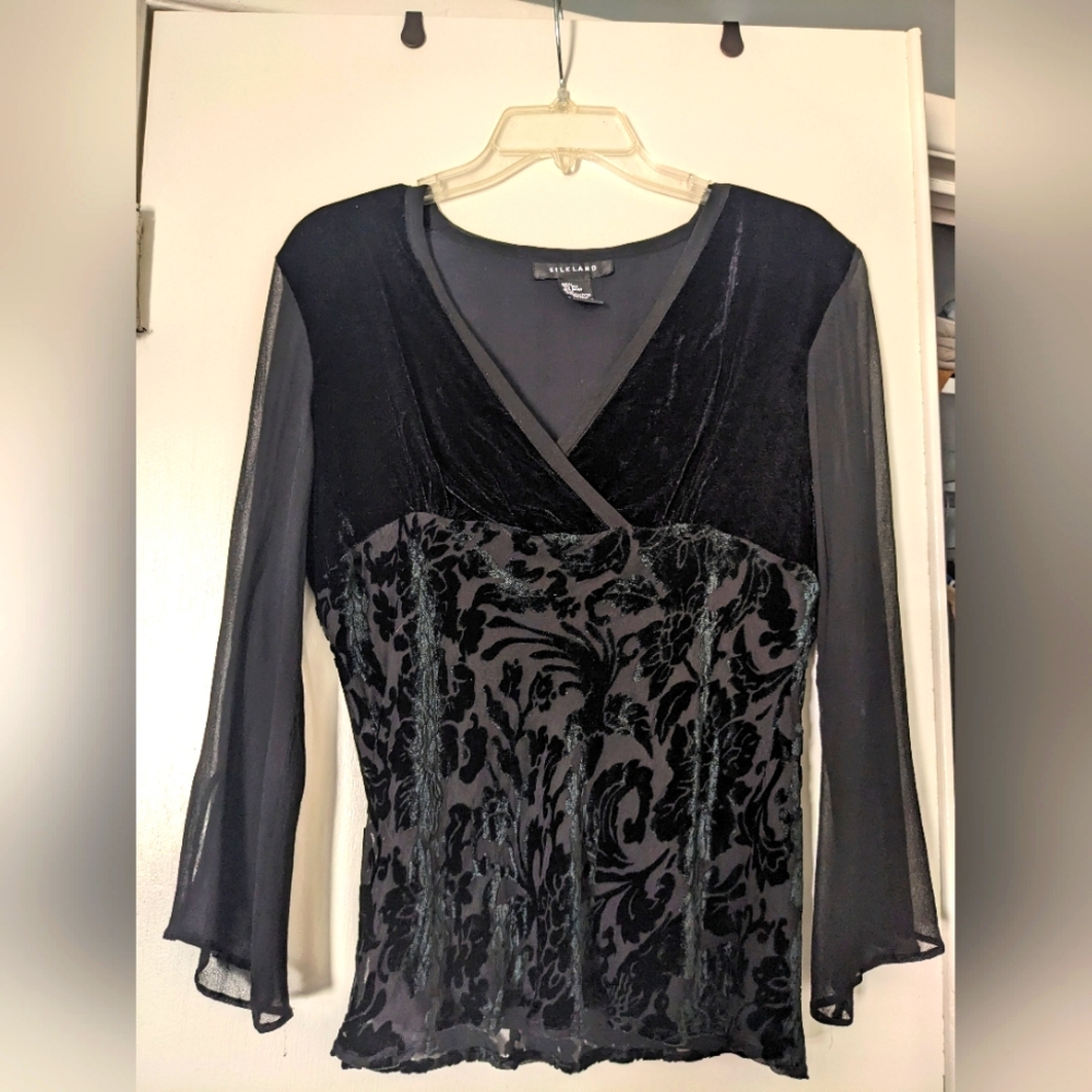 Black velvet witchy top